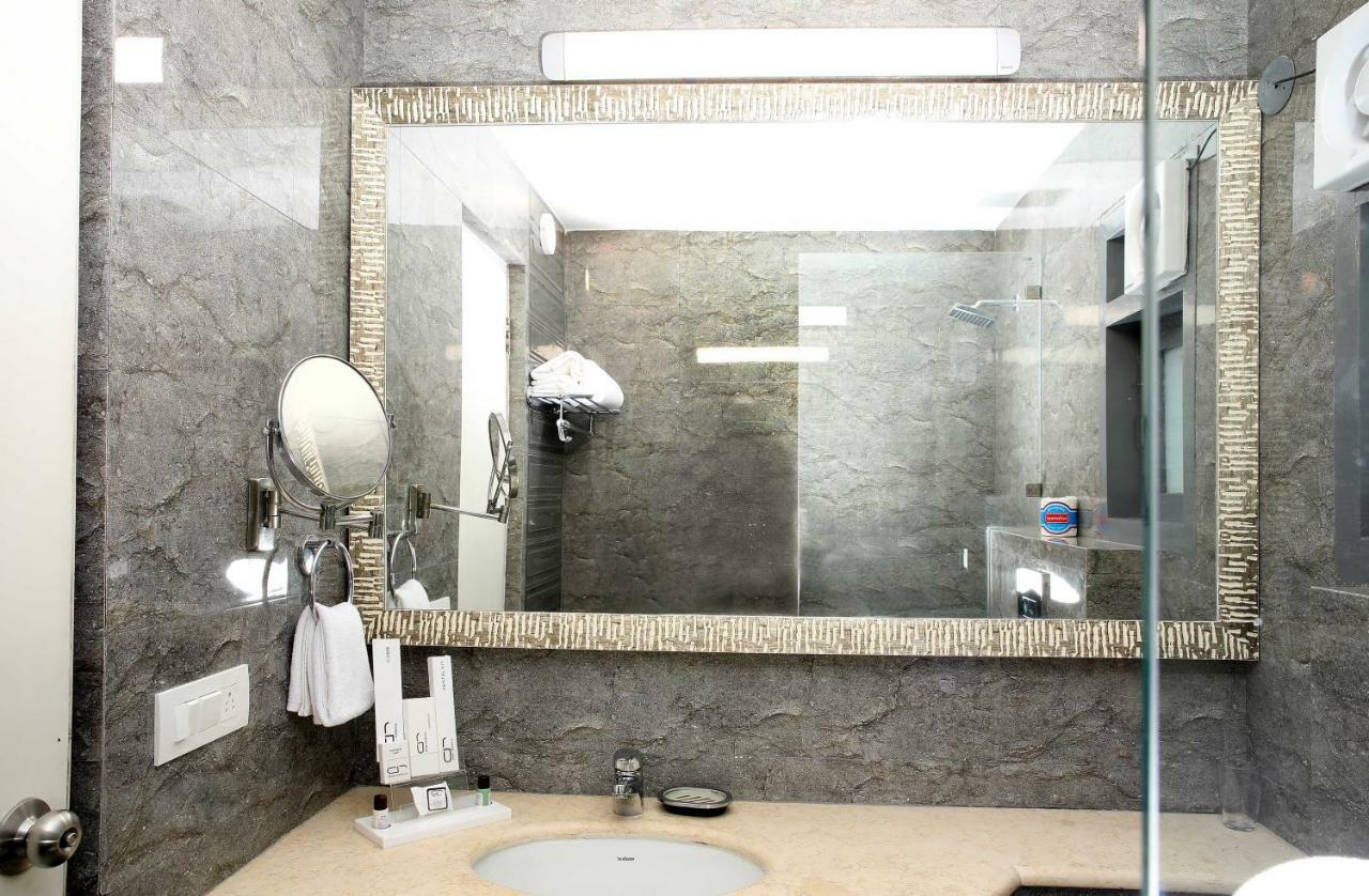 Ahuja Residency Sunder Nagar 3* New Delhi