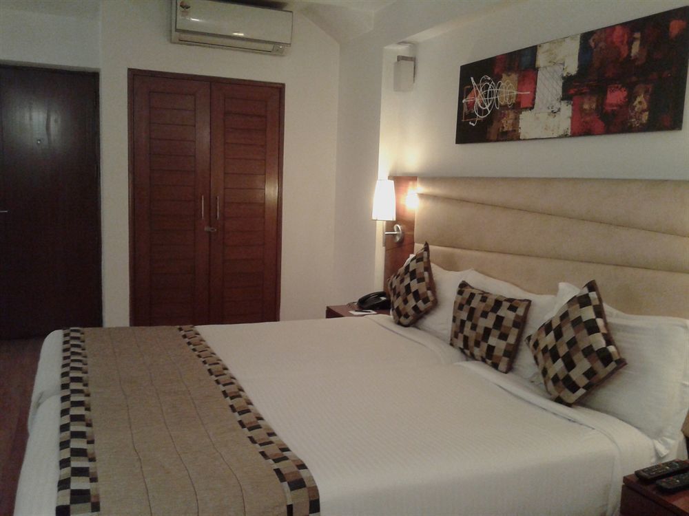 Hotel Ahuja Residency Sunder Nagar New Delhi