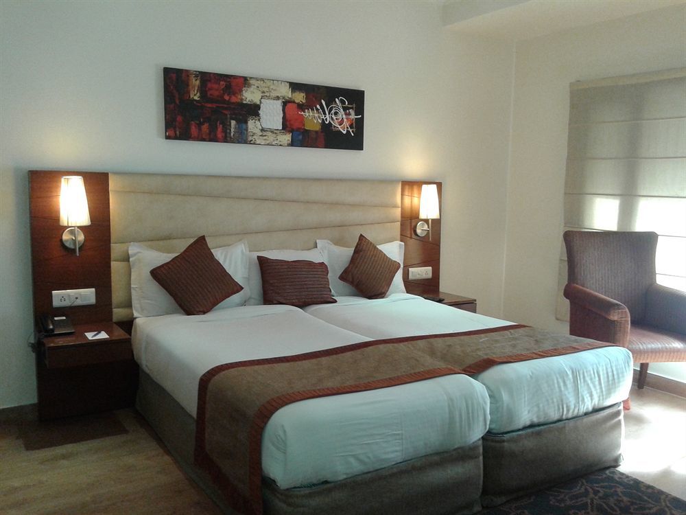 Ahuja Residency Sunder Nagar 3* New Delhi