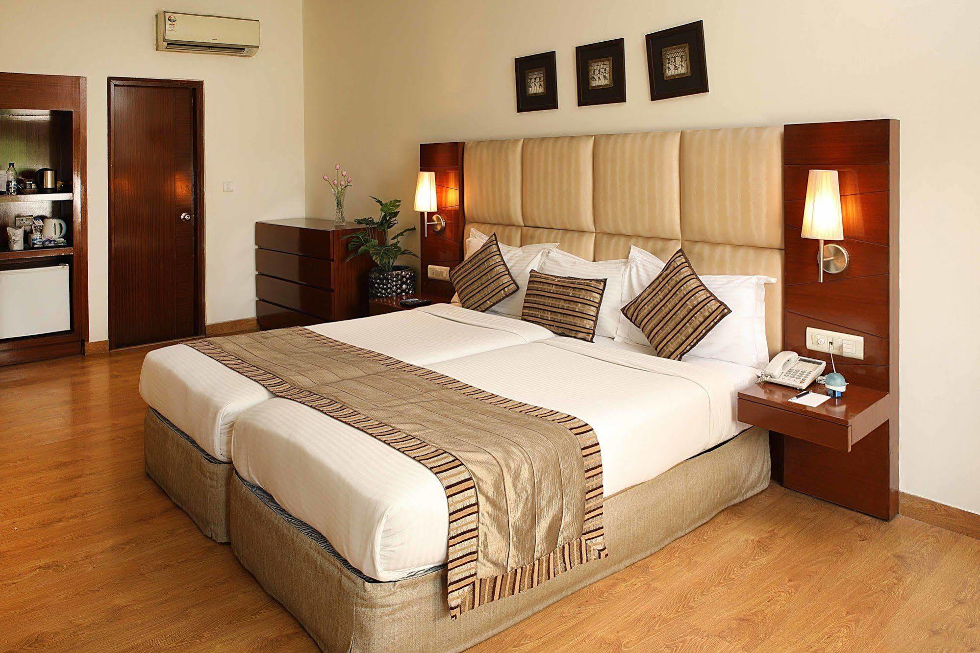 Ahuja Residency Sunder Nagar Hotel New Delhi