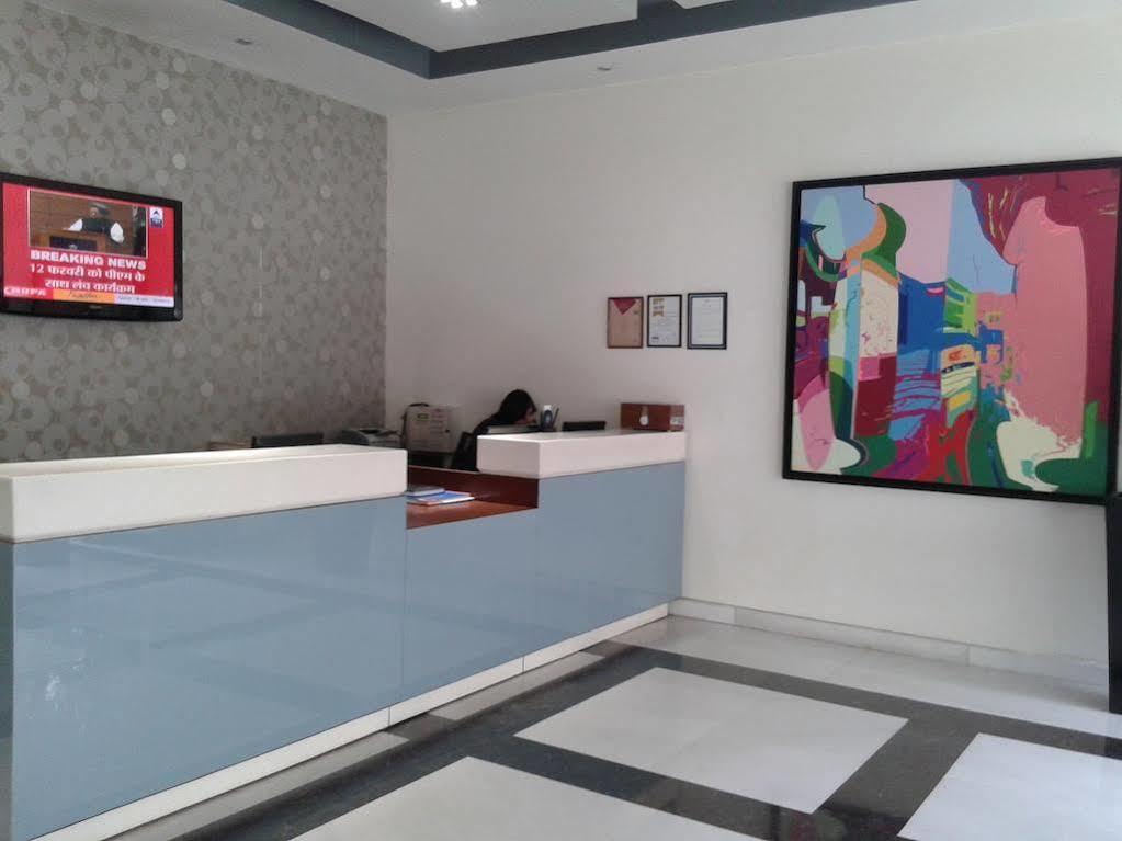 Ahuja Residency Sunder Nagar Hotel 3*
