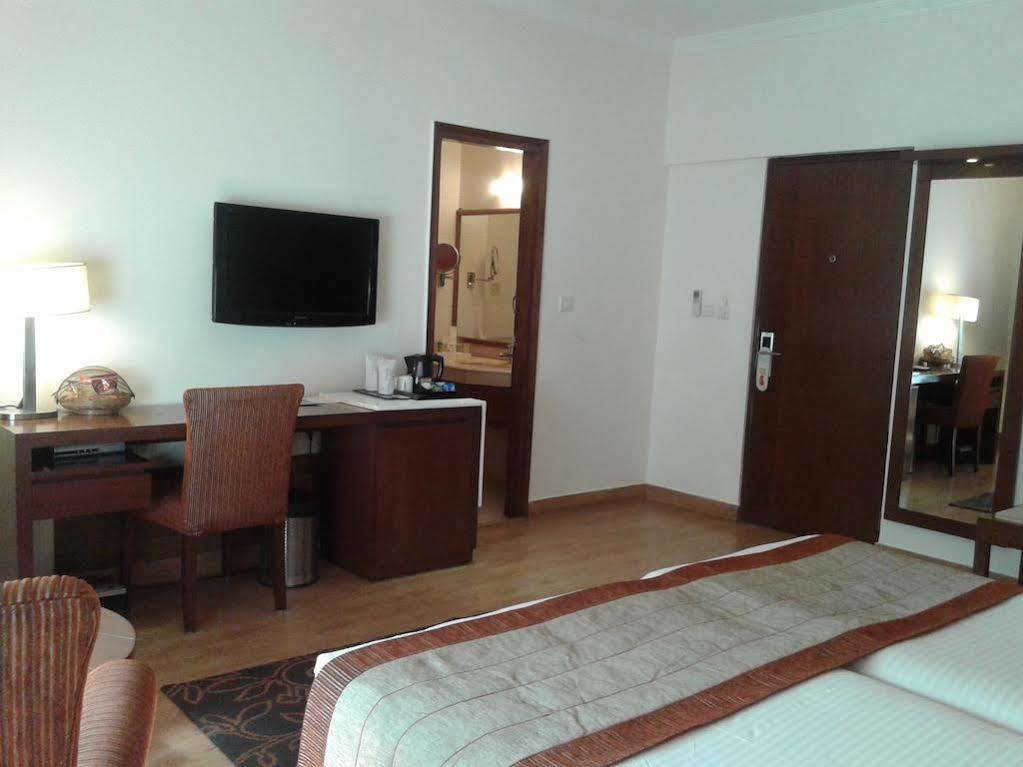 Hotel Ahuja Residency Sunder Nagar 3*