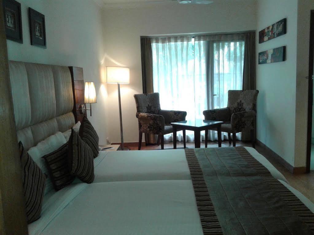 Ahuja Residency Sunder Nagar Hotel 3*